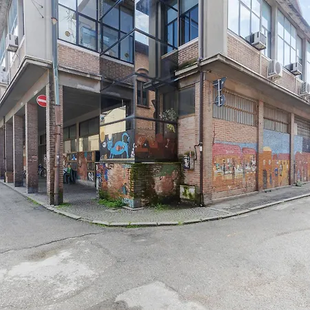 Guesthost - Renaissance アパート