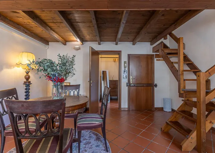 Guesthost - Renaissance * 페라라