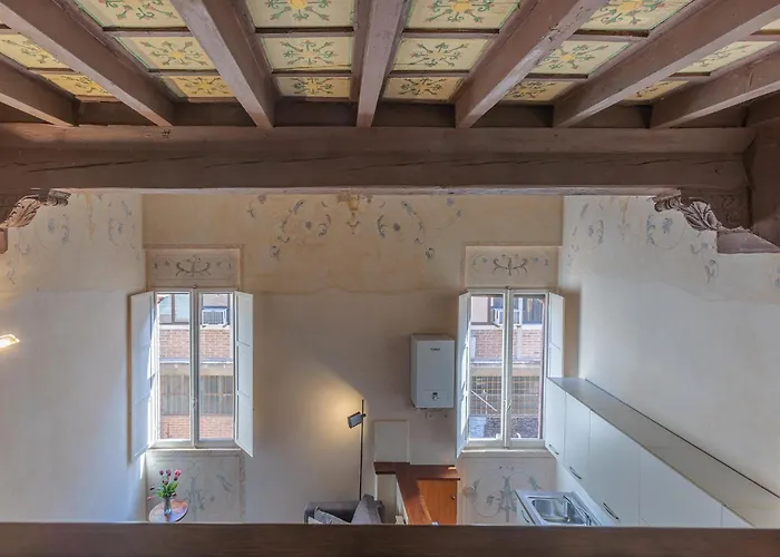 Guesthost - Renaissance * フェラーラ